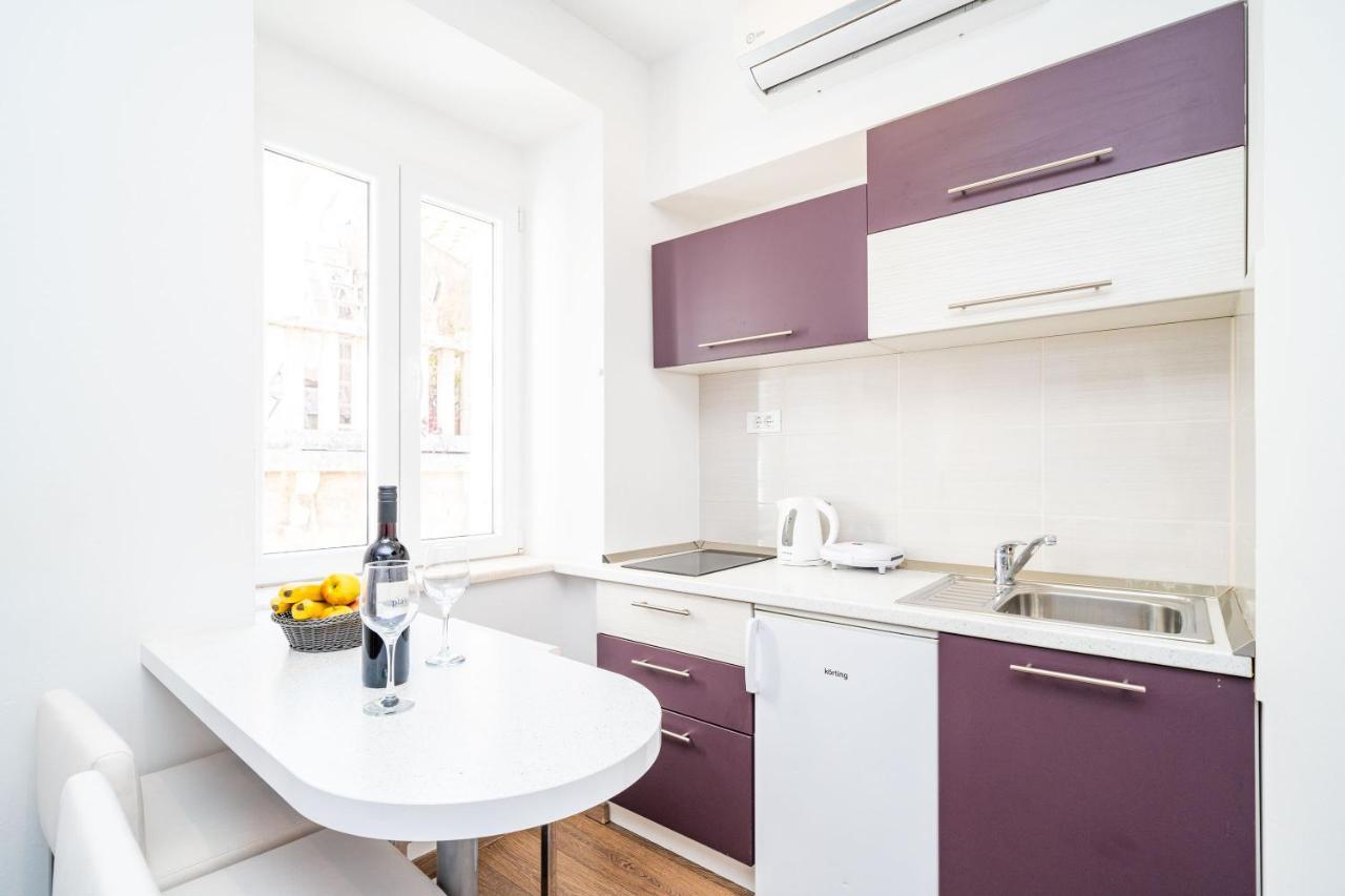 Maro Apartment *