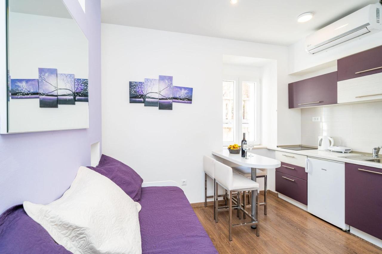 Maro Apartment