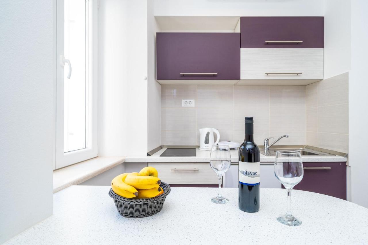 Maro Apartment *